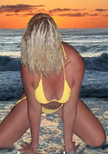 Gold Coast escorts blonde 35 year old escort girl